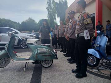 Bhayangkara Riding Day Loteng Dimeriahkan Sintya Marisca,,Satu Unit Vespa Bakal Dilelang 