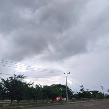 Weekend Siang, Hujan Dibeberapa Wilayah