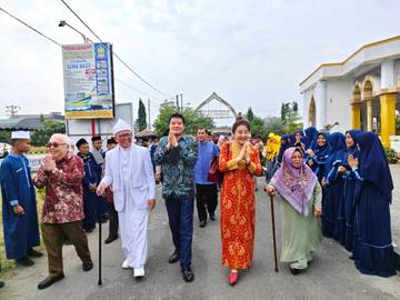 Kunjungi Pondok Pesantren, Konjen Tiongkok Tegaskan Komitmen Persahabatan