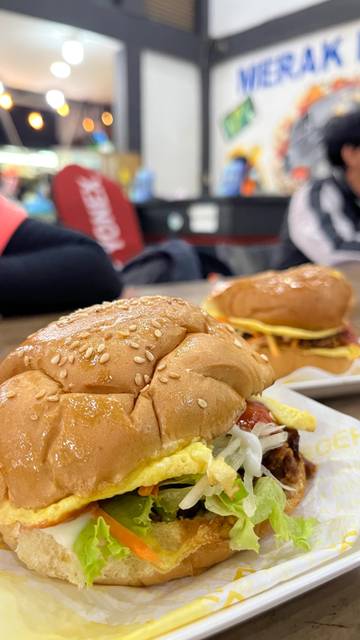 Burger Klasik dengan Sentuhan Modern
