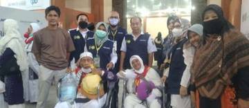 Tim Kesehatan RSU Haji Medan Ikhlas Membantu JemaahHaji