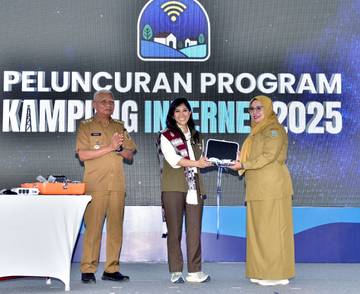 ​Menteri Komdigi Resmikan Kampung Internet di Sumut