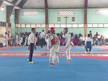 Medan Denai Juara Umum Taekwondo Porkot 2025
