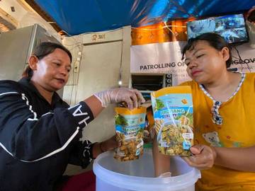 Perempuan Pesisir Berdaya, Penjaga Mangrove, Penumbuh Ekonomi