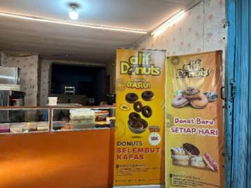 Menikmati Kuliner Donat Medan