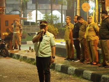Pemko Medan Tertibkan PKL di Seputaran Simpang Limun