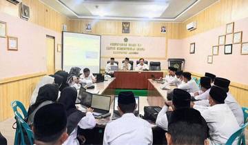 Abdul Manan Berikan Strategi Penggunaan Aplikasi
