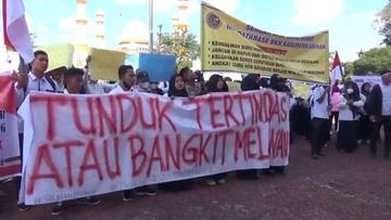 Terancam Dipecat, Puluhan Guru Honorer Unras di Kisaran