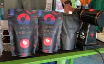 Dari Hutan Merauke, Kopi yang Diberi Rasa Kasuari
