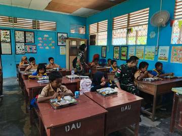 Dari Dapur TNI, Semangkuk Harapan untuk Papua
