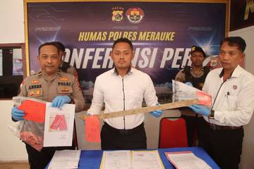 Di Balik Barang Bukti, Luka yang Bercerita