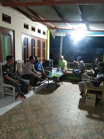 Jelang Nataru, Polsek Tanah Miring Gencar Sambangi Poskamling