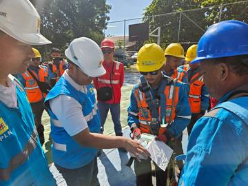 PLN UP3 Merauke Periksa Peralatan K3