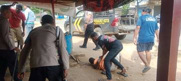 Polisi Amankan Warga Mabuk Bawa Parang
