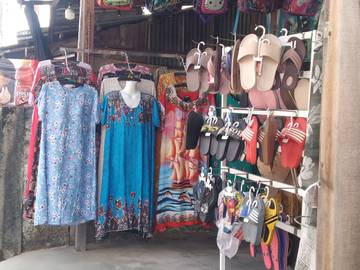 Toko Pakaian di Meulaboh Mulai Tambah Stok 