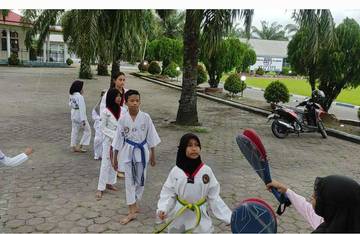 Membentuk Generasi Berprestasi dari Ruang Latihan yang Pindah-pindah