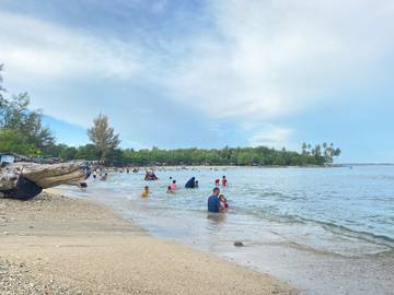  Pantai Lhok Bubon, Wisata Favorit Masyarakat Aceh Barat