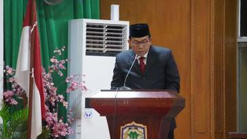Bupati Simeulue Hadiri Rapat Paripurna Persetujuan Perubahan Anggaran