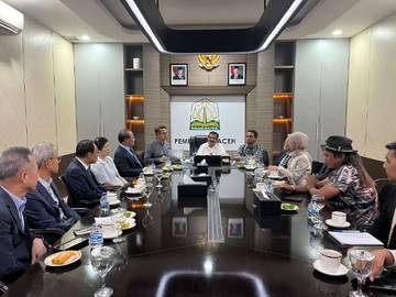  Investor Korea Bahas Peluang Investasi PLTS di Aceh