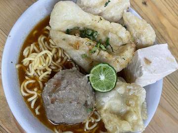 Kuliner "SejutaUmat" Mengapa MieBakso Tak Pernah Kehilangan Tahta 