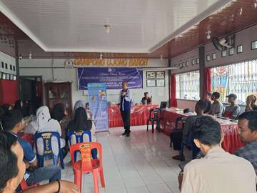  Sosialisasi Pencegahan Pekerja Migran Non Prosedural diDesaUjong Baroh