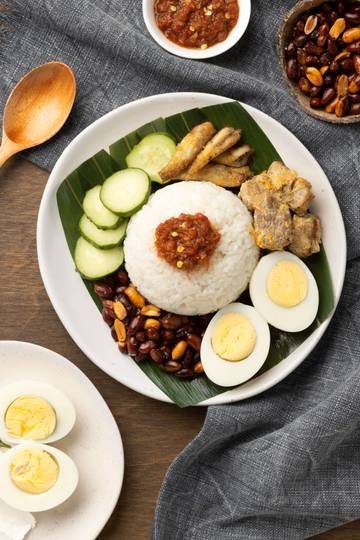 Serupa Tapi Tak Sama Perbedaan NasiUduk dan NasiLemak