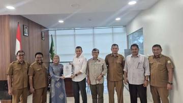 DPMPTSPAceh dan KetuaDPRK AcehBarat Bahas Hasil Pansus Pertambangan