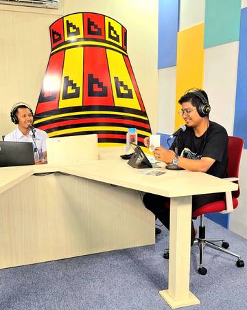  Souvenir dan Aksesories Kupiah Teuku Umar Khas Meulaboh