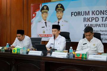 Bupati Buka Forum Konsultasi Publik RKPD 2027