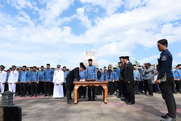 Bupati Tarmizi Lantik Ratusan pejabat Eselon III-IV