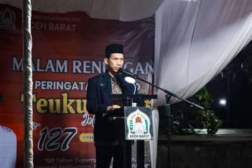 Bupati Aceh barat ziarah makam Teuku umar