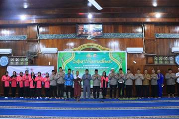 Kapolda Papua Safari Ramadhan di Koya Barat