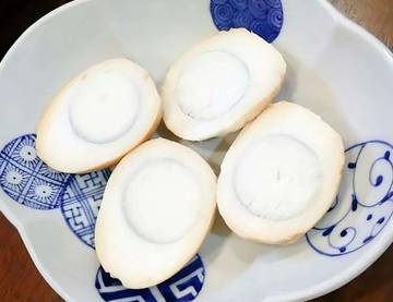 Unik, Kuning Telur Ayam Berubah Menjadi Putih Begini Penjelasannya