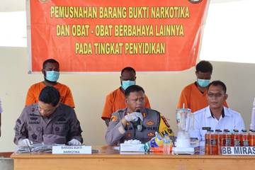 Polres Nabire Ungkap Kasus Narkotika dan Musnahkan BB