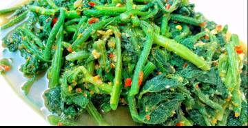Lezatnya Tumis Daun Labu Kuning Pedas Gurih