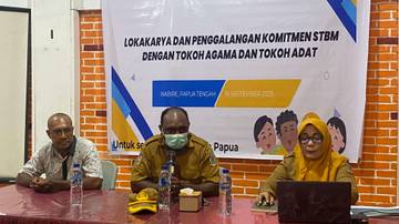 Lokakarya STBM Bersama Tokoh Agama, Tokoh Adat Nabire
