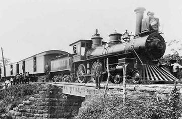 Lokomotif Pertama Menghubungkan Atlantik dan Pasifik Panama