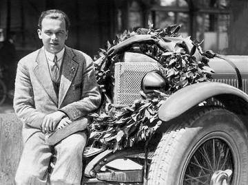 Rudolf Caracciola Pecahkan Rekor Kecepatan Darat 1938