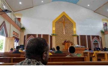 Ibadah Minggu Raya Gereja Kingmi Tota Mana Nabire