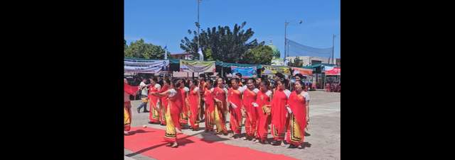 Penampilan "Miti-Miti" Warga Kepulauan Batu Meriahkan HUT Nisel