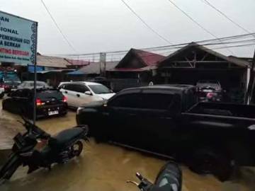 Hujan Seharian, Sejumlah Kawasan di Telda Terendam Banjir