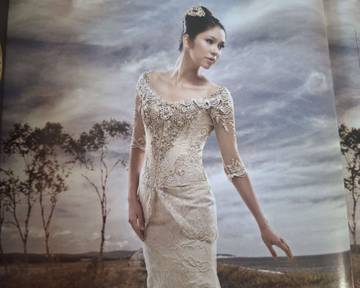 Kebaya, Busana Tradisional yang Selalu Memikat dan Elegan