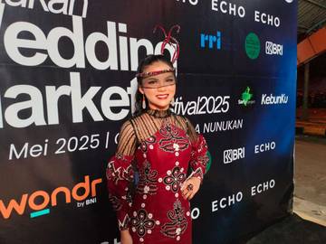 Sahira Aprilia Juara Fashion Show Remaja Putri