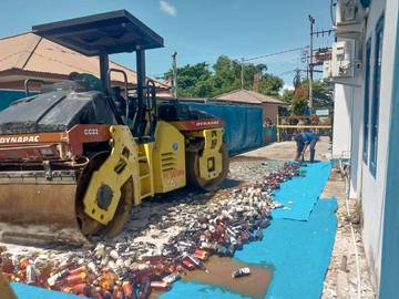 Pemusnahan Barang Ilegal Hasil Tegahan Kerjasama Lintas Sektor