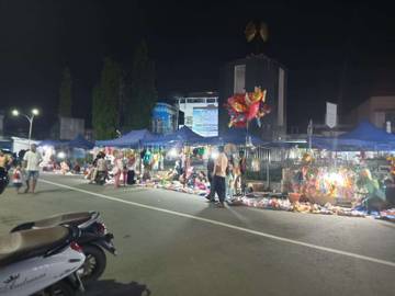 Berkah Nataru, Pedagang Musiman Padati Alun-Alun Nunukan