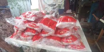 Jelang Tahun Baru, Pedagang Datangkan Sayap Ayam Surabaya
