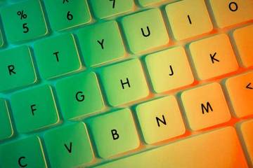 Alasan Huruf Keyboard Tidak Beraturan