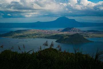 Danau Taal, Danau Vulkanik yang Berlapis