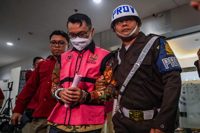  Bijak Menyikapi Kasus Korupsi di Indonesia