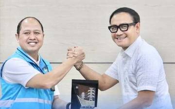 Pemkab dan PLN Sumbar Sepakat Perkuat Kelistrikan di Mentawai 